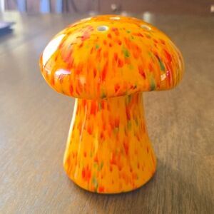 1970s Ceramic Mushroom Speckled Shaker Arnels?